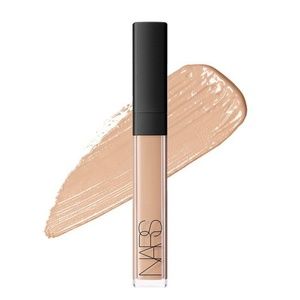 NARS Radiant Creamy Concealer in Light 2.5
